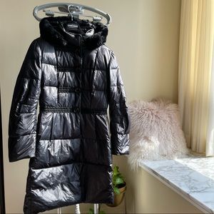 Cinzia Rocca black color down coat with fur